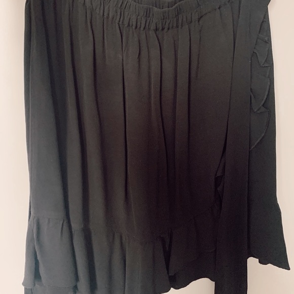 Skirt - Picture 2 of 2